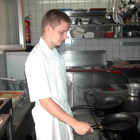 Hotell Restaurant Klosterli Pieterlen