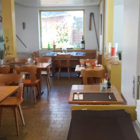 Hotell Restaurant Klosterli Pieterlen